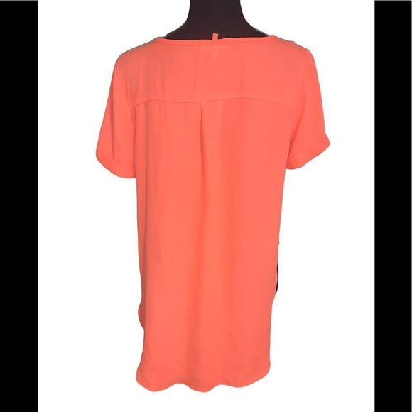 Mine High Low Short Sleeve Blouse - Picture 4 of 7